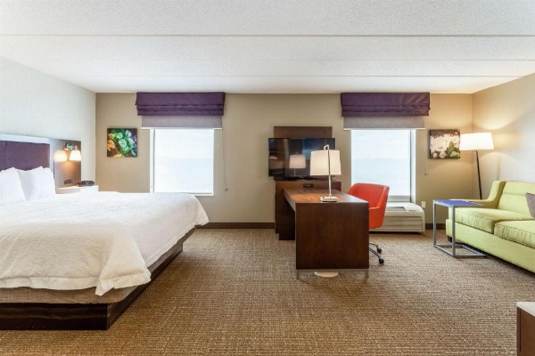 Hampton Inn By Hilton & Suites Chicago-Libertyville image 14
