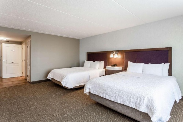 Hampton Inn By Hilton & Suites Chicago-Libertyville image 25